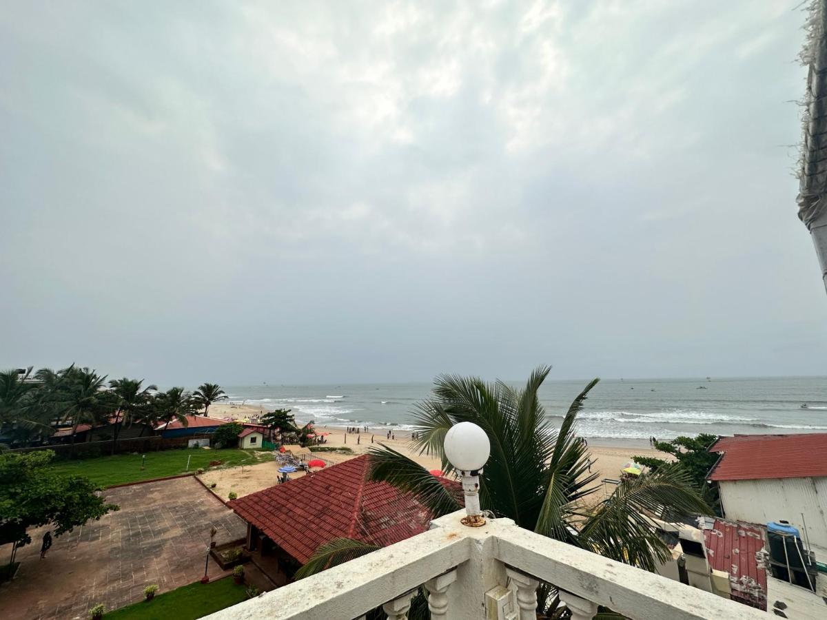 Hotel Salty Waves Baga Exteriér fotografie