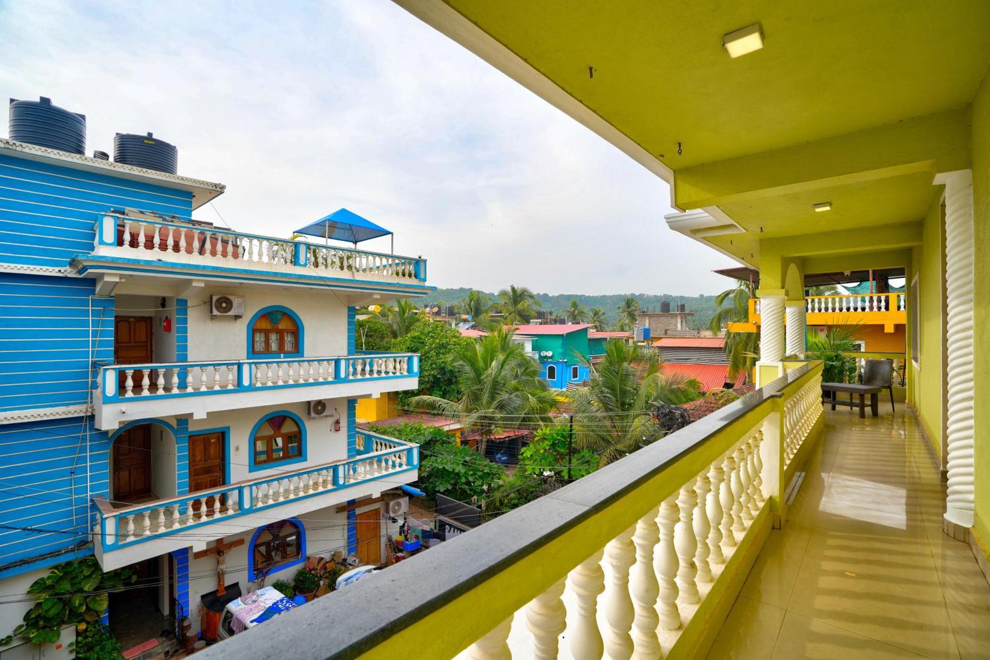 Hotel Salty Waves Baga Exteriér fotografie